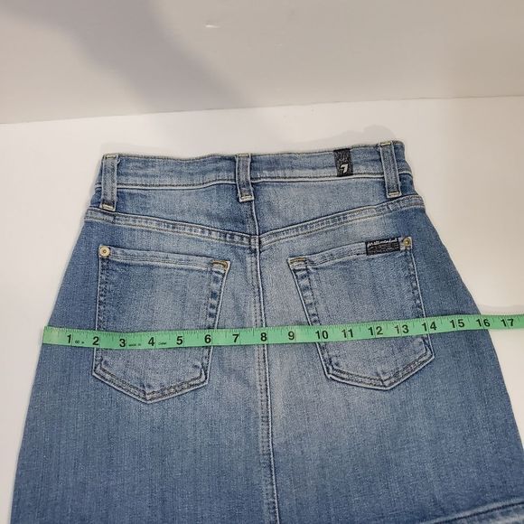 7 for all Mankind denim stretchy  form fitting blue jean mini skirt size 24 - Picture 4 of 9